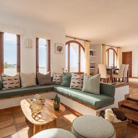 Buccara Levante Villa *